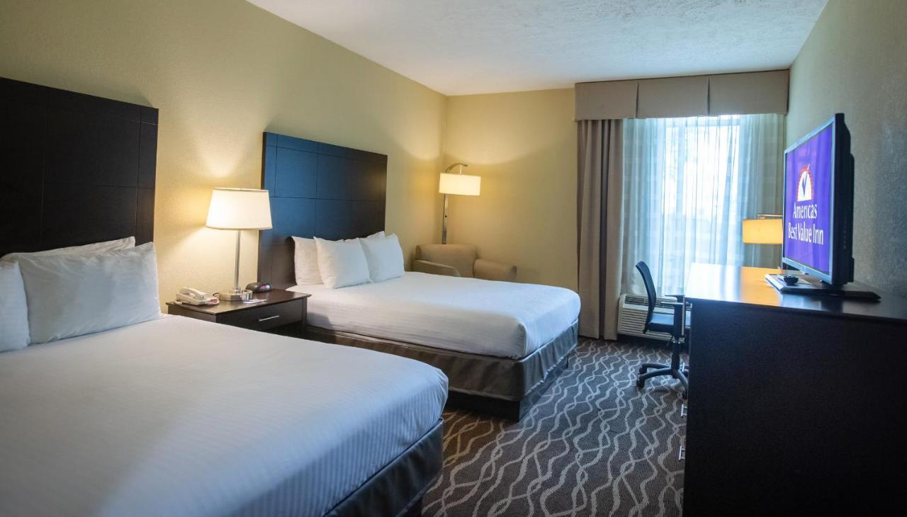 Americas Best Value West Point Eksteriør bilde